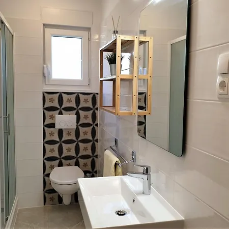 Fuer 6 Personen By Interhome تْسْغيكفانِتْسا
