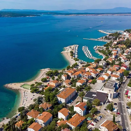 Fuer 6 Personen By Interhome Apartament Crikvenica